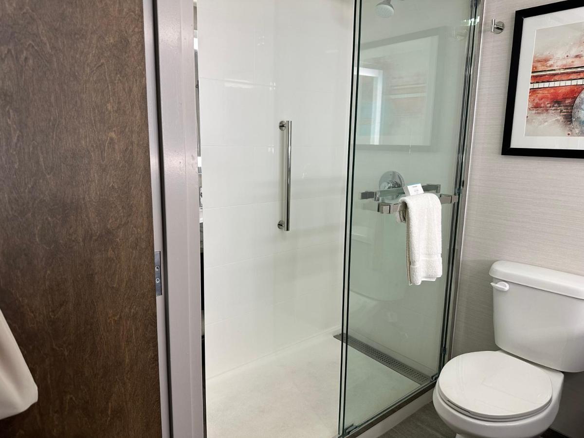 Nash Haus Hotel 3*